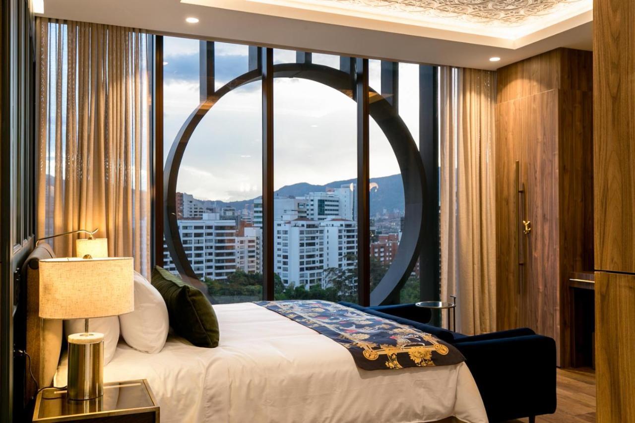 Hotel Marquee Medellín Exteriör bild A bedroom at the hotel
